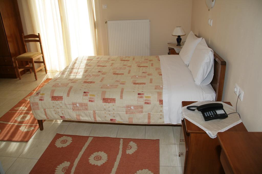 Elanthi Hostel Kastoria Room photo